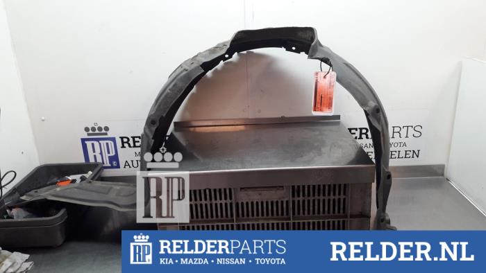 Usados Protector interno Mazda 5 (CR19) 1.8i 16V Precio € 30,00 Norma de margen ofrecido por Relder Parts B.V.