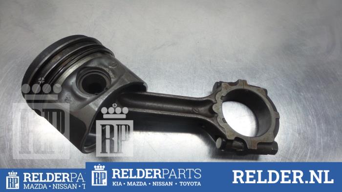 Usados Pistón Nissan Navara (D40) 2.5 dCi 16V 4x4 Precio € 50,00 Norma de margen ofrecido por Relder Parts B.V.
