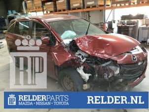 Używane Zacisk hamulcowy prawy tyl Mazda 5 (CWA9) 2.0i 16V Cena € 45,00 Procedura marży oferowane przez Relder Parts B.V.