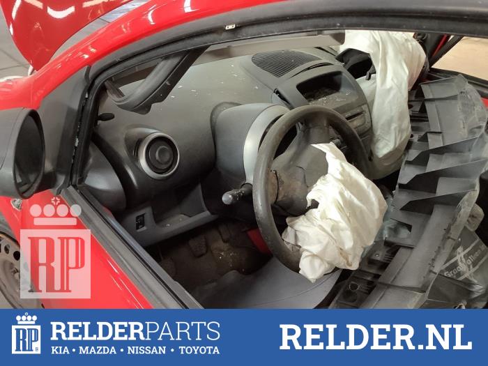 Toyota Aygo 05 Electric power steering units stock