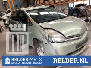Used Front wiper motor Toyota Prius (NHW20) 1.5 16V Price € 30,00 Margin scheme offered by Relder Parts B.V.