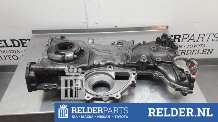 Usagé Couvercle de distribution Toyota Avensis (T25/B1B) 2.2 D-4D 16V D-CAT Prix € 75,00 Règlement à la marge proposé par Relder Parts B.V.
