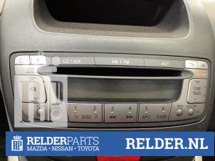 Gebrauchte Radio CD Spieler Toyota Aygo (B10) 1.0 12V VVT-i Preis € 50,00 Margenregelung angeboten von Relder Parts B.V.