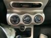 Heater control panel from a Toyota Urban Cruiser, 2009 / 2016 1.33 Dual VVT-I 16V 2WD, SUV, Petrol, 1.329cc, 74kW (101pk), FWD, 1NRFE, 2009-04 / 2016-03, NSP110 2010