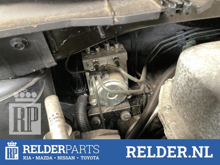 Used ABS Computer Nissan Leaf (ZE0) Leaf Price € 200,00 Margin scheme offered by Relder Parts B.V.