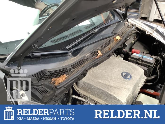 Używane Parawan Nissan Leaf (ZE0) Leaf Cena € 35,00 Procedura marży oferowane przez Relder Parts B.V.