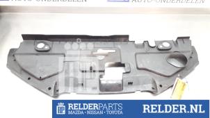 Usados Chapa protectora motor Nissan Leaf (ZE0) Leaf Precio € 40,00 Norma de margen ofrecido por Relder Parts B.V.