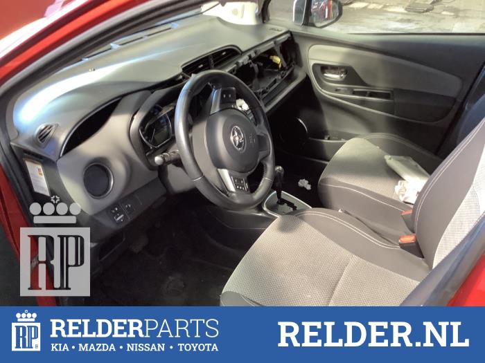 Electric power steering unit Toyota Yaris III 1.5 16V Hybrid YARIS TOYOTA