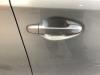 Front door handle 4-door, right from a Toyota Auris (E18) 1.8 16V Hybrid 2013