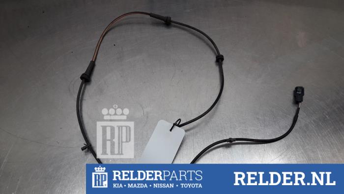 Begagnade ABS-sensor Nissan Leaf (ZE0) Leaf Pris € 35,00 Marginaltabell erbjuds av Relder Parts B.V.