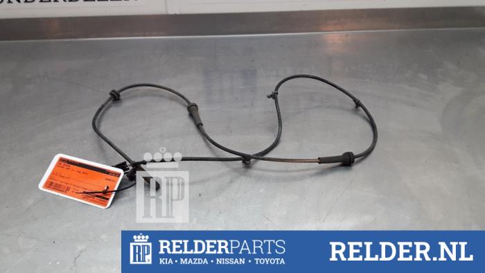 Begagnade ABS-sensor Nissan Leaf (ZE0) Leaf Pris € 35,00 Marginaltabell erbjuds av Relder Parts B.V.