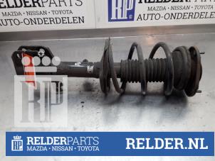 Used Front shock absorber rod, right Toyota Corolla Verso (R10/11) 2.2 D-4D 16V Price € 40,00 Margin scheme offered by Relder Parts B.V.