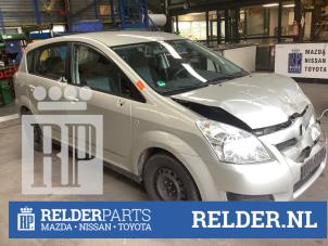 Gebrauchte Unterrahmen Toyota Corolla Verso (R10/11) 2.2 D-4D 16V Preis € 75,00 Margenregelung angeboten von Relder Parts B.V.
