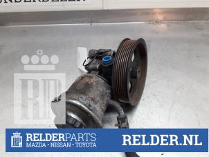 Used Power steering pump Toyota Corolla Verso (R10/11) 2.2 D-4D 16V Price € 35,00 Margin scheme offered by Relder Parts B.V.