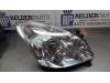 Headlight, right from a Toyota Corolla Verso (R10/11) 2.2 D-4D 16V 2009