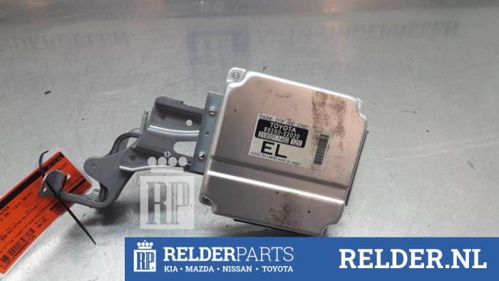 Used Start/Stop computer Toyota Yaris II (P9) 1.33 16V Dual VVT-I Price € 50,00 Margin scheme offered by Relder Parts B.V.