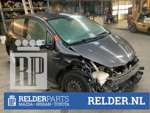 Używane Wtyk pasa bezpieczenstwa prawy przód Toyota Yaris III (P13) 1.5 16V Hybrid Cena € 10,00 Procedura marży oferowane przez Relder Parts B.V.