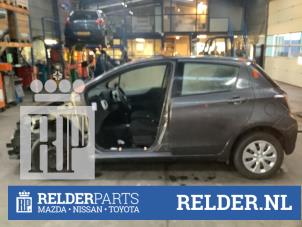 Używane Wtyk pasa bezpieczenstwa lewy tyl Toyota Yaris III (P13) 1.5 16V Hybrid Cena € 10,00 Procedura marży oferowane przez Relder Parts B.V.