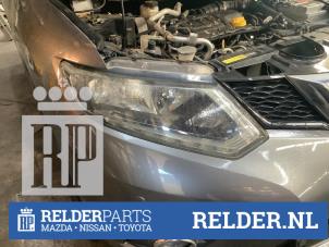 Used Headlight, right Nissan X-Trail (T32) 1.6 Energy dCi Price € 200,00 Margin scheme offered by Relder Parts B.V.