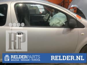 Gebrauchte Tür 2-türig rechts Toyota Aygo (B10) 1.0 12V VVT-i Preis € 100,00 Margenregelung angeboten von Relder Parts B.V.