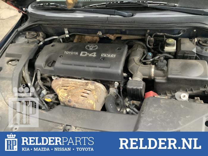 Gebrauchte Getriebe Toyota Avensis Wagon (T25/B1E) 2.0 16V VVT-i D4 Preis € 300,00 Margenregelung angeboten von Relder Parts B.V.