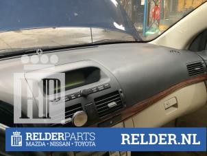 Gebrauchte Airbag rechts (Armaturenbrett) Toyota Avensis Wagon (T25/B1E) 2.0 16V VVT-i D4 Preis € 30,00 Margenregelung angeboten von Relder Parts B.V.