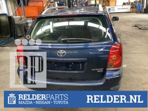 Używane Napinacz pasa bezpieczenstwa lewy tyl Toyota Avensis Wagon (T25/B1E) 2.0 16V VVT-i D4 Cena € 30,00 Procedura marży oferowane przez Relder Parts B.V.
