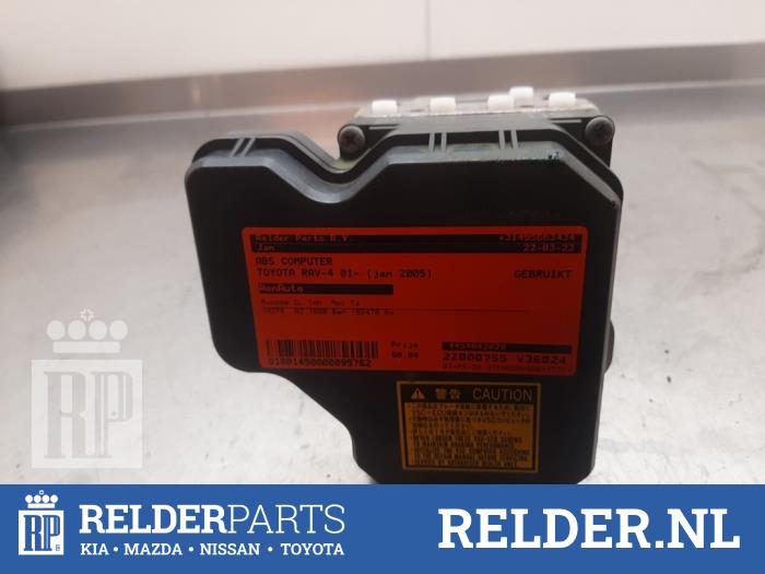 Usagé Ordinateur ABS Toyota RAV4 (A2) 2.0 16V VVT-i 4x4 Prix € 90,00 Règlement à la marge proposé par Relder Parts B.V.
