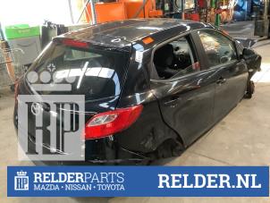 Używane Napinacz pasa bezpieczenstwa srodkowy tyl Mazda 2 (DE) 1.3 16V S-VT Cena € 25,00 Procedura marży oferowane przez Relder Parts B.V.