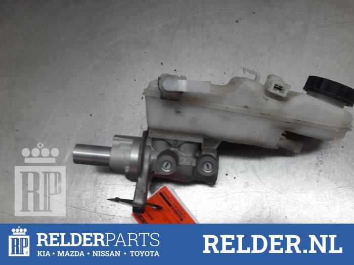 Gebrauchte Hauptbremszylinder Toyota Auris (E15) 1.4 D-4D-F 16V Preis € 30,00 Margenregelung angeboten von Relder Parts B.V.