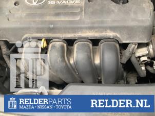 Usagé Tubulure d'admission Toyota Avensis Wagon (T25/B1E) 1.8 16V VVT-i Prix € 60,00 Règlement à la marge proposé par Relder Parts B.V.