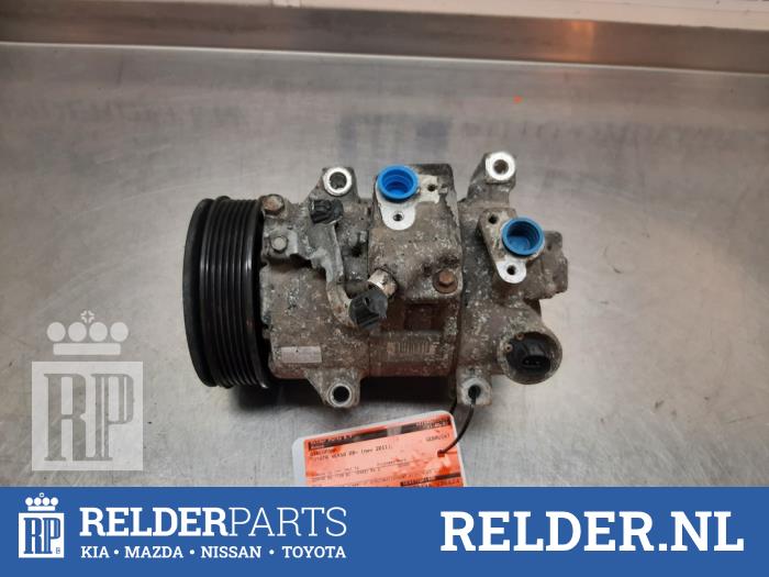 Usagé Compresseur de clim Toyota Verso 1.8 16V VVT-i Prix € 150,00 Règlement à la marge proposé par Relder Parts B.V.