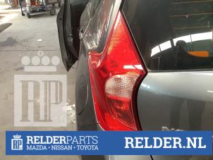 Gebrauchte Rücklicht links Nissan Note (E12) 1.2 68 Preis € 75,00 Margenregelung angeboten von Relder Parts B.V.