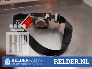 Usagé Tendeur de ceinture gauche Nissan Note (E11) 1.4 16V Prix € 75,00 Règlement à la marge proposé par Relder Parts B.V.