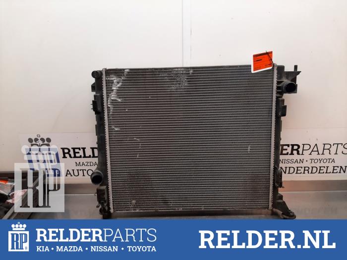 Begagnade Radiator Nissan Qashqai (J11) 1.2 DIG-T 16V Pris € 75,00 Marginaltabell erbjuds av Relder Parts B.V.