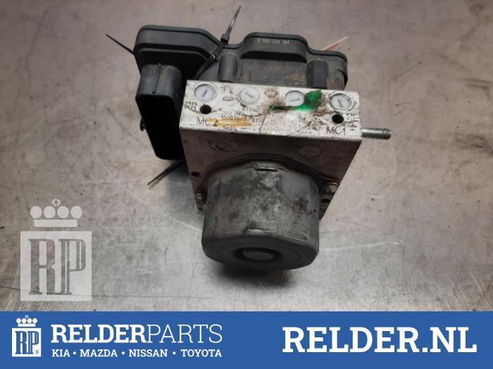 Used ABS pump Nissan Pulsar (C13) 1.2 DIG-T 16V Price € 75,00 Margin scheme offered by Relder Parts B.V.