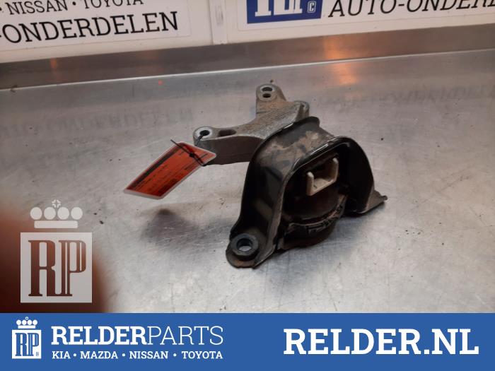 Used Engine mount Nissan Qashqai (J11) 1.2 DIG-T 16V Price € 35,00 Margin scheme offered by Relder Parts B.V.