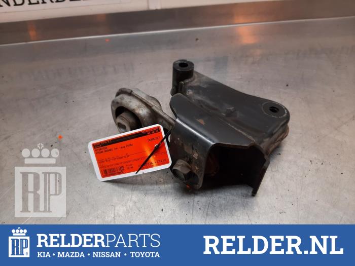 Used Engine mount Nissan Qashqai (J11) 1.2 DIG-T 16V Price € 35,00 Margin scheme offered by Relder Parts B.V.