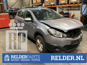 Used Gearbox shift cable Nissan Qashqai (J10) 2.0 16V Price € 45,00 Margin scheme offered by Relder Parts B.V.