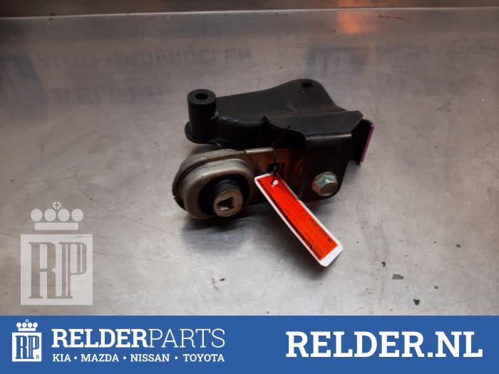 Used Engine mount Nissan Qashqai (J11) 1.2 DIG-T 16V Price € 35,00 Margin scheme offered by Relder Parts B.V.