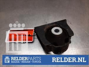 Usagé Support moteur Toyota RAV4 (A3) 2.0 16V Valvematic 4x2 Prix € 35,00 Règlement à la marge proposé par Relder Parts B.V.