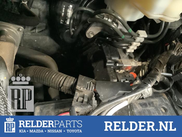 Begagnade ABS-pump Toyota Yaris III (P13) 1.5 16V Dual VVT-iE Pris € 150,00 Marginaltabell erbjuds av Relder Parts B.V.