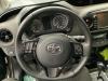 Toyota Yaris III (P13) 1.5 16V Dual VVT-iE Steering wheel