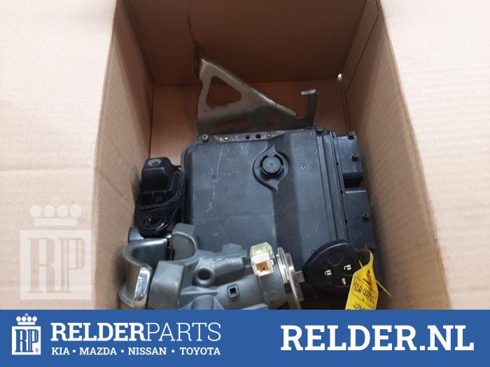 Used Engine management computer Toyota Avensis Wagon (T27) 2.0 16V D-4D-F Price € 90,00 Margin scheme offered by Relder Parts B.V.