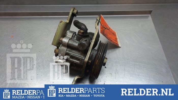 Begagnade Servostyrningspump Nissan Micra (K11) 1.3 ,N-CVT 16V Pris € 45,00 Marginaltabell erbjuds av Relder Parts B.V.