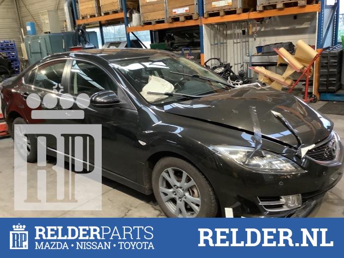 Engine protection panel from a Mazda 6 (GH12/GHA2) 2.0i 16V S-VT 2008
