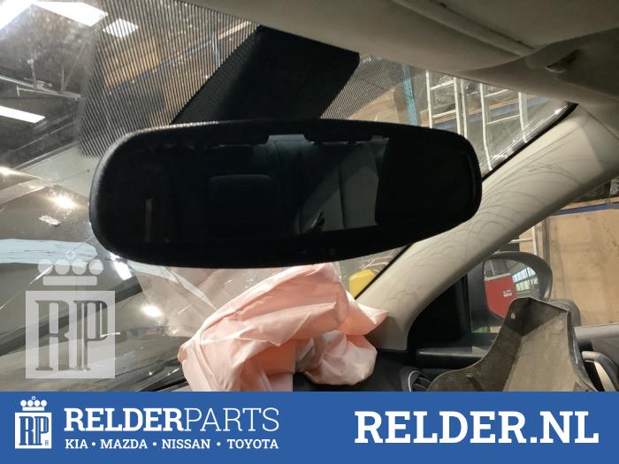 Używane Lusterko wewnetrzne Mazda 6 (GH12/GHA2) 2.0i 16V S-VT Cena € 25,00 Procedura marży oferowane przez Relder Parts B.V.