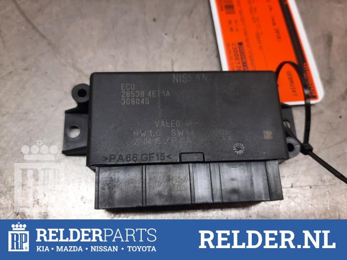 Usados Módulo PDC Nissan Qashqai (J11) 1.2 DIG-T 16V Precio € 90,00 Norma de margen ofrecido por Relder Parts B.V.