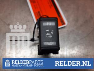 Used Seat heating switch Nissan Qashqai (J11) 1.2 DIG-T 16V Price € 20,00 Margin scheme offered by Relder Parts B.V.