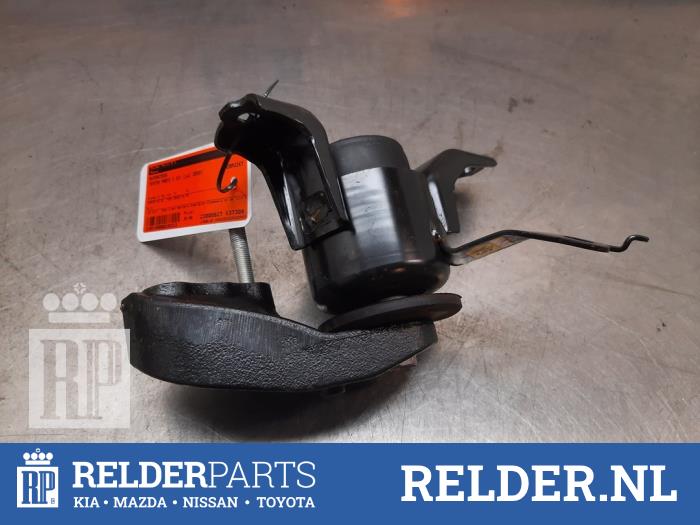 Usagé Support moteur Toyota Yaris III (P13) 1.5 16V Dual VVT-iE Prix € 35,00 Règlement à la marge proposé par Relder Parts B.V.